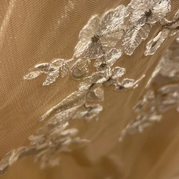 Strapless Gown with White Floral Details - Picture 7 of 15